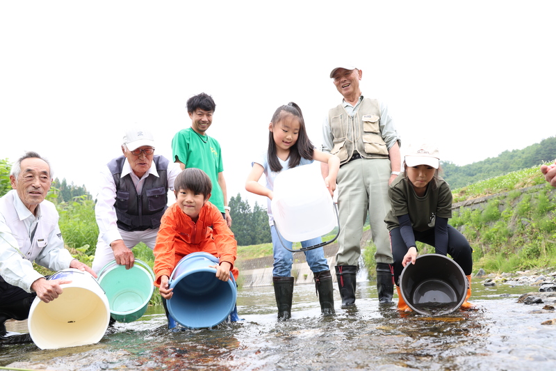 大野稚魚放流２